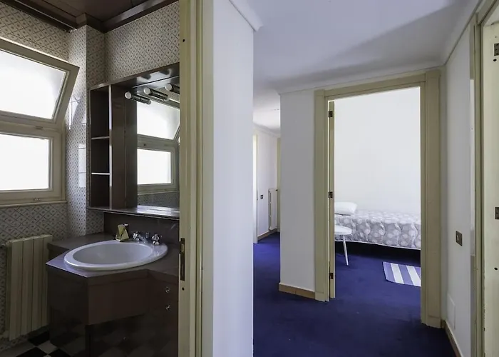 Spanish Steps Luxury Penthouse *